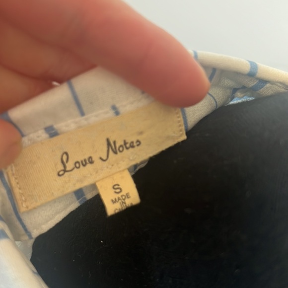 Button up dress Shirt - Picture 5 of 5